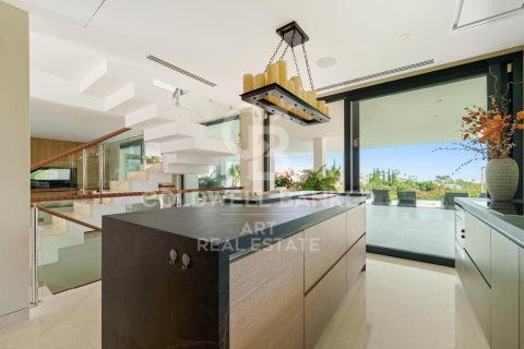 House for sale in Marbella, Malaga, Spain 5 bedrooms, 473 sq.m. No. 157790 - photo 6
