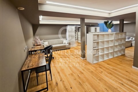 House for sale in Esplugues de Llobregat, Barcelona, Spain 4 bedrooms, 250 sq.m. No. 157792 - photo 18