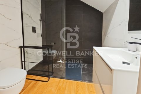 Продажа дома в Эсплугес-де-Льобрегат, Барселона, Испания 4 спальни, 250м2 №157792 - фото 21