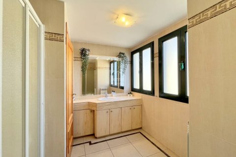 Huoneisto myytävänä Cala Millor, Mallorca, Espanja, 2 makuuhuonetta, 92 m2 No. 110904 - kuva 9