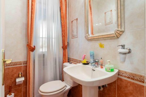 Villa à vendre à Cabo Roig, Alicante, Espagne, 3 chambres, 340 m2 No. 189423 - photo 23