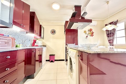Apartamento en venta en Torrevieja, Alicante, España 2 dormitorios, 78 m2 No. 189425 - foto 14