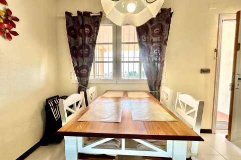 Apartamento en venta en Torrevieja, Alicante, España 2 dormitorios, 78 m2 No. 189425 - foto 13
