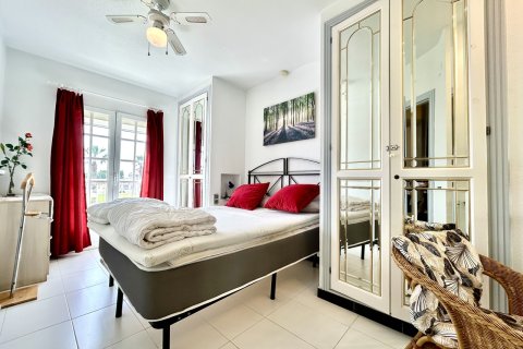 Apartamento en venta en Torrevieja, Alicante, España 2 dormitorios, 78 m2 No. 189425 - foto 18