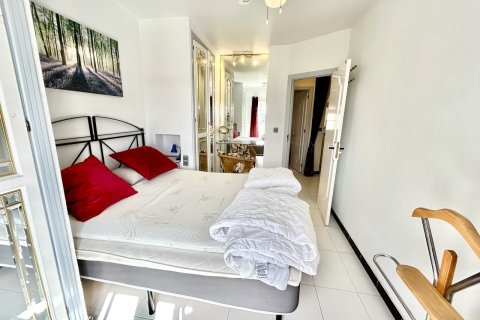 Apartamento en venta en Torrevieja, Alicante, España 2 dormitorios, 78 m2 No. 189425 - foto 19