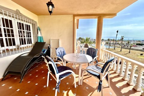 Apartamento en venta en Torrevieja, Alicante, España 2 dormitorios, 78 m2 No. 189425 - foto 27
