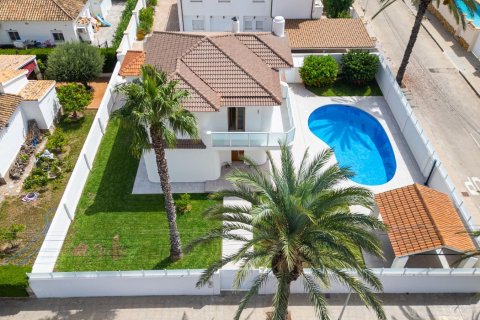 Villa à vendre à Cabo Roig, Alicante, Espagne, 3 chambres, 156 m2 No. 189422 - photo 2