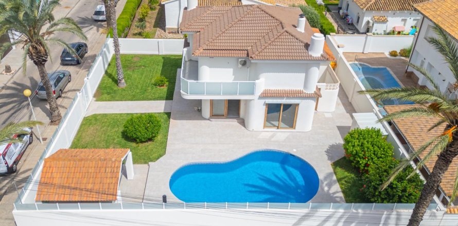 Villa à Cabo Roig, Alicante, Espagne 3 chambres, 156 m2 No. 189422