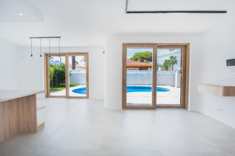 Villa à vendre à Cabo Roig, Alicante, Espagne, 3 chambres, 156 m2 No. 189422 - photo 16