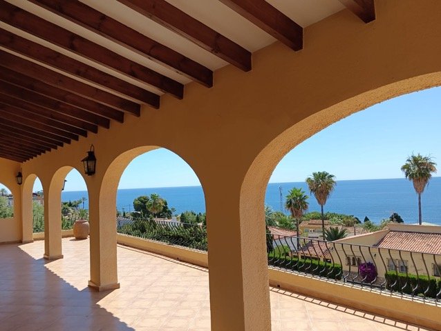 Villa in Calpe, Alicante, Spain 3 bedrooms, 250 sq.m. No. 25080