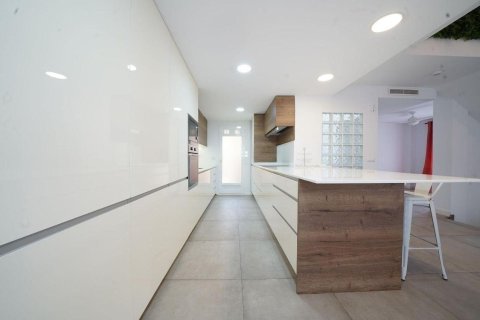 Продажа дома в Мутксамель, Аликанте, Испания 6 спален, 197м2 №146358 - фото 10