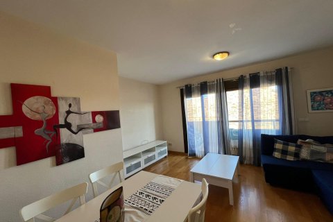 Apartment à louer à Alicante, Espagne, 2 chambres, 110 m2 No. 146360 - photo 2