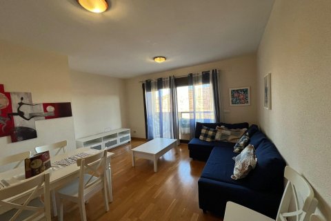 Apartment à louer à Alicante, Espagne, 2 chambres, 110 m2 No. 146360 - photo 1