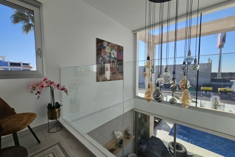 Villa for sale Alicante, Spain 3 bedrooms, 208 sq.m. No. 115964 - photo 22