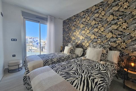 Villa for sale Alicante, Spain 3 bedrooms, 208 sq.m. No. 115964 - photo 20