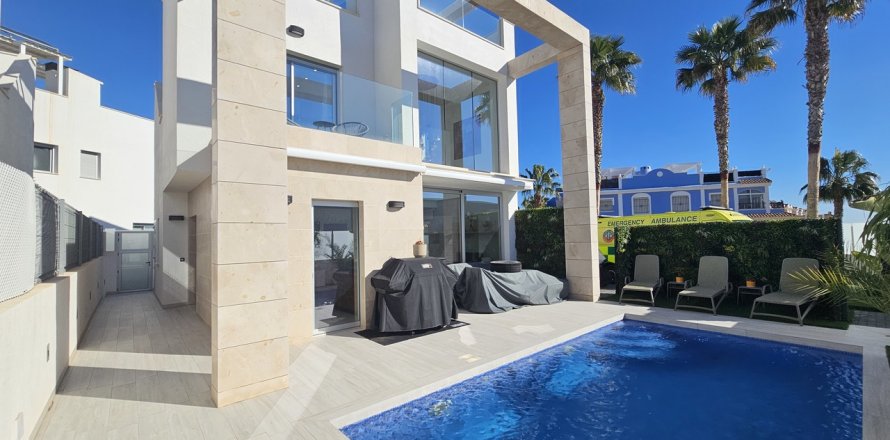 Villa Alicante, Spain 3 bedrooms, 208 sq.m. No. 115964