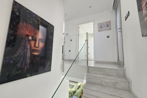 Villa for sale Alicante, Spain 3 bedrooms, 208 sq.m. No. 115964 - photo 13