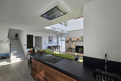 Villa for sale Alicante, Spain 3 bedrooms, 208 sq.m. No. 115964 - photo 6