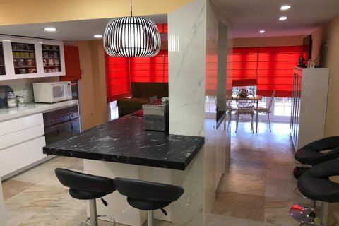 Villa for sale Cabo Roig, Alicante, Spain 7 bedrooms, 500 sq.m. No. 115887 - photo 20