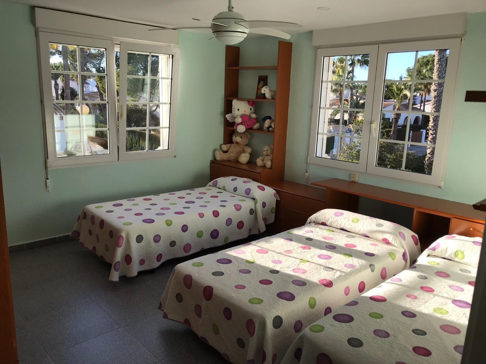 Willa w Cabo Roig, Alicante, Hiszpania 7 sypialni, 500 mkw. nr 115887