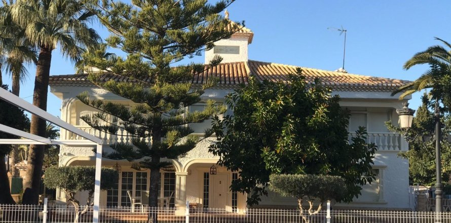 Villa Cabo Roig, Alicante, Spain 7 bedrooms, 500 sq.m. No. 115887