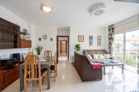 Apartment in El Vendrell, Tarragona, Spain 3 bedrooms, 91 sq.m. No. 184660