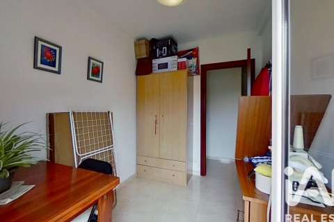 Apartment for sale in El Vendrell, Tarragona, Spain 3 bedrooms, 91 sq.m. No. 184660 - photo 22