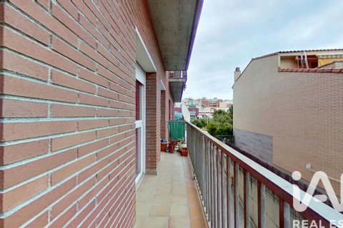 Apartment for sale in El Vendrell, Tarragona, Spain 3 bedrooms, 91 sq.m. No. 184660 - photo 5