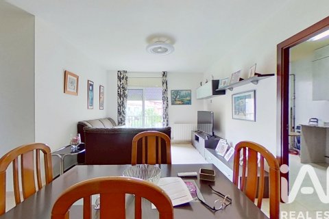 Apartment for sale in El Vendrell, Tarragona, Spain 3 bedrooms, 91 sq.m. No. 184660 - photo 4