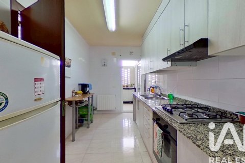 Apartment for sale in El Vendrell, Tarragona, Spain 3 bedrooms, 91 sq.m. No. 184660 - photo 25