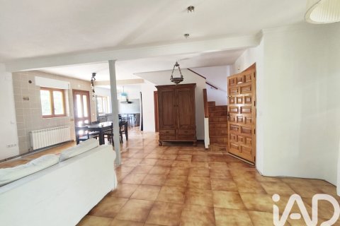 House à louer à Galapagar, Madrid, Espagne, 3 chambres, 200 m2 No. 173408 - photo 7