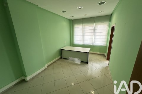 Lokal usługowy w Leon, Hiszpania 5 sypialni, 130 mkw. nr 173411 – zdjęcie 15