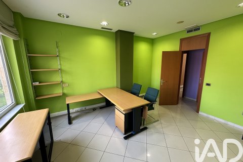 Lokal usługowy w Leon, Hiszpania 5 sypialni, 130 mkw. nr 173411 – zdjęcie 12