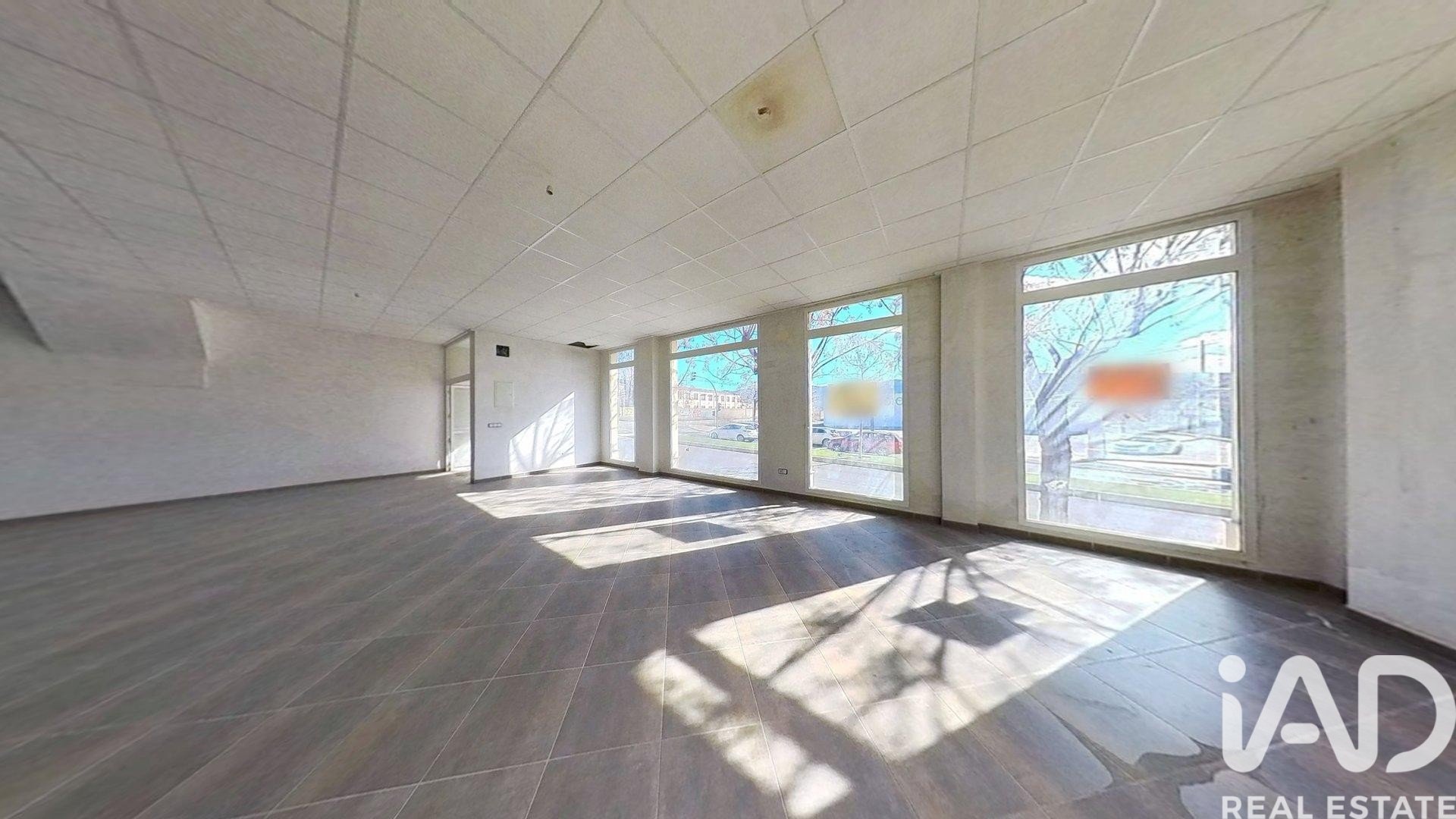 Commercial property in Ibi, Alicante, Spain 1 bedroom, 142 sq.m. No. 173409