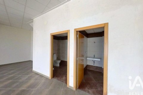 Komerciāls īpašums īrēšanai Ibi, Alicante, Spānijā 1 istaba, 142 m2 Nr. 173409 - attēls 12