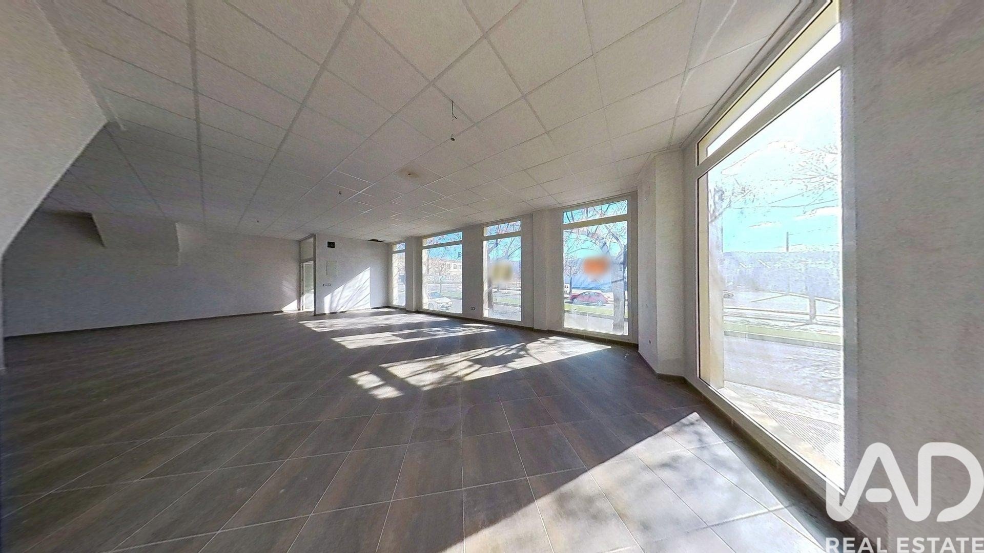 Commercial property in Ibi, Alicante, Spain 1 bedroom, 142 sq.m. No. 173409