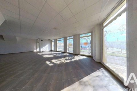 Komerciāls īpašums īrēšanai Ibi, Alicante, Spānijā 1 istaba, 142 m2 Nr. 173409 - attēls 18