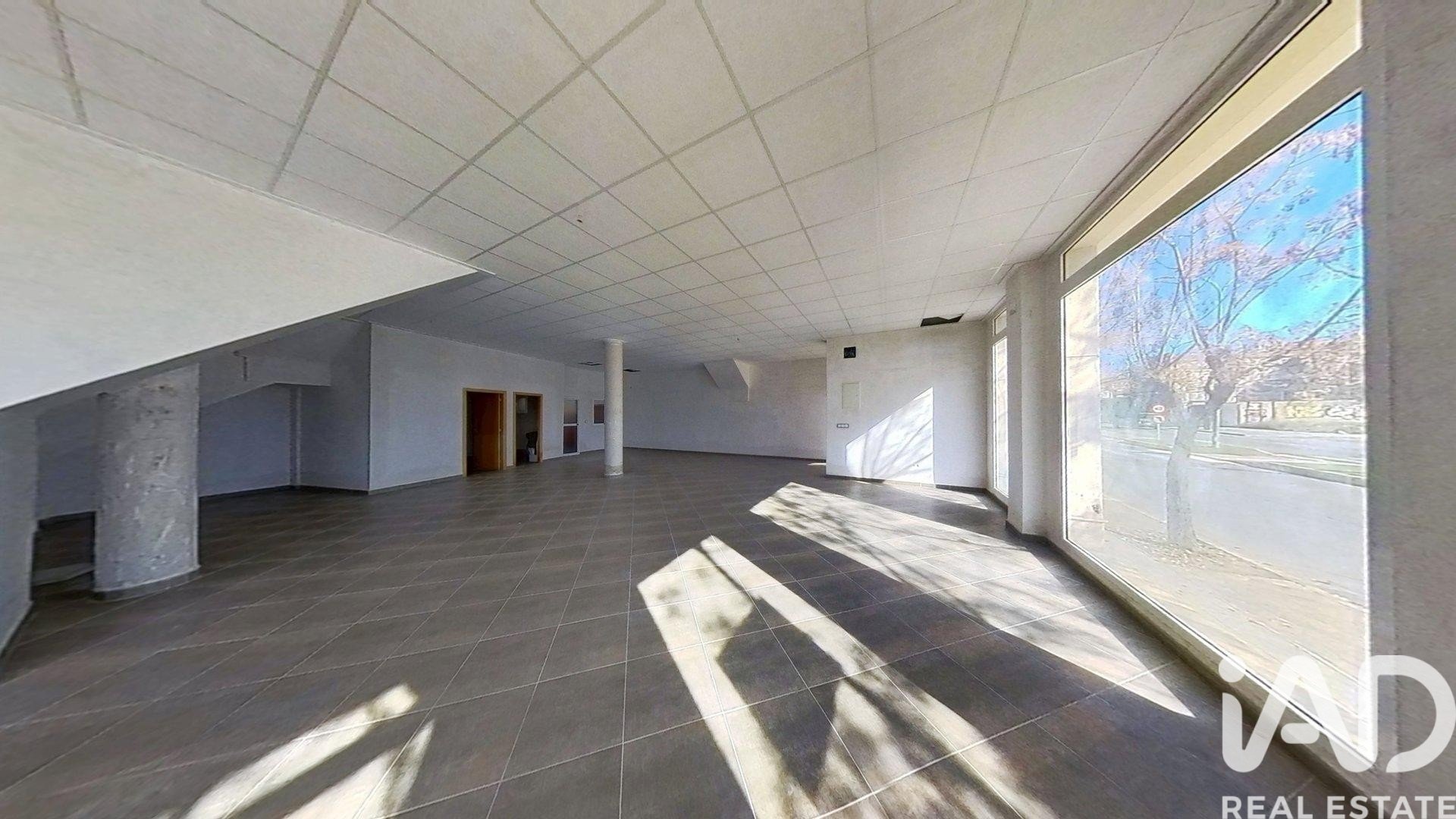 Commercial property in Ibi, Alicante, Spain 1 bedroom, 142 sq.m. No. 173409
