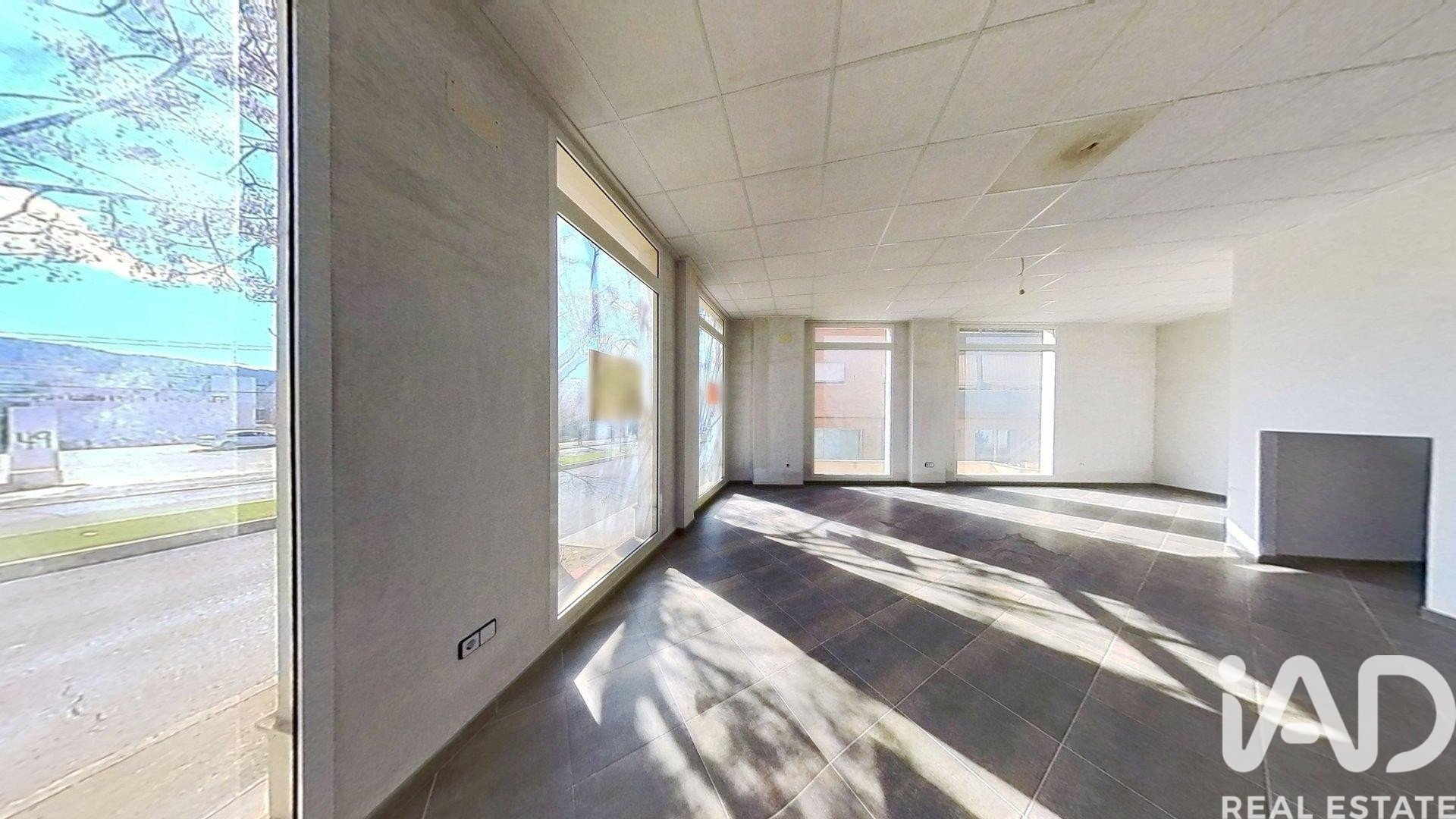 Commercial property in Ibi, Alicante, Spain 1 bedroom, 142 sq.m. No. 173409