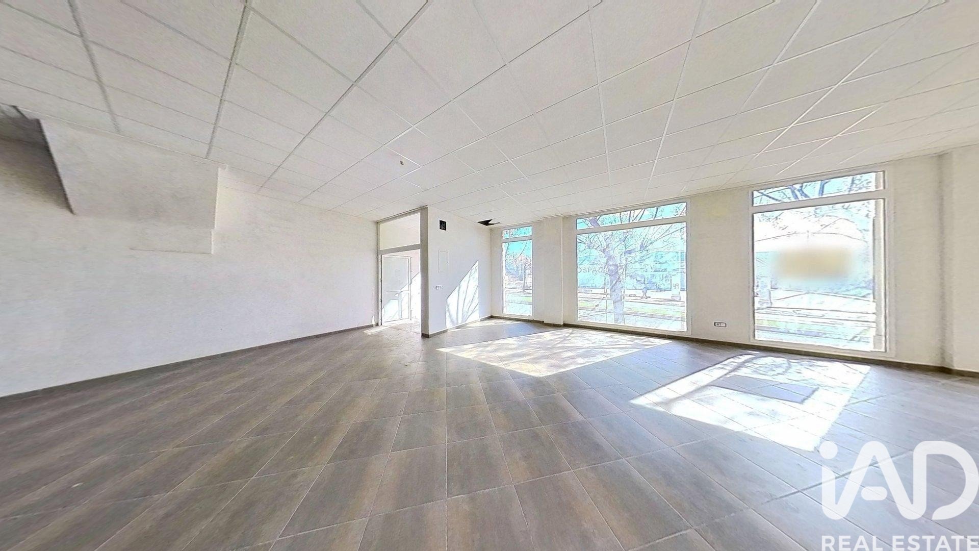 Commercial property in Ibi, Alicante, Spain 1 bedroom, 142 sq.m. No. 173409