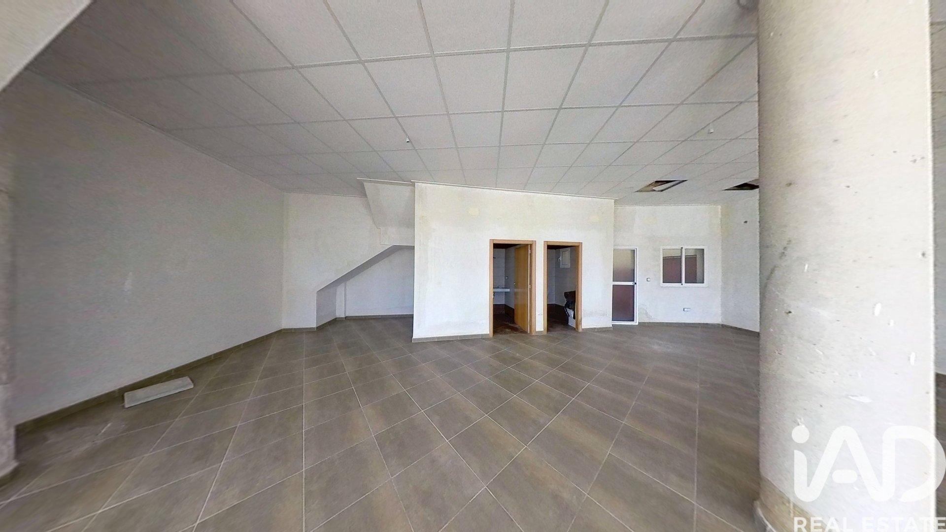 Commercial property in Ibi, Alicante, Spain 1 bedroom, 142 sq.m. No. 173409