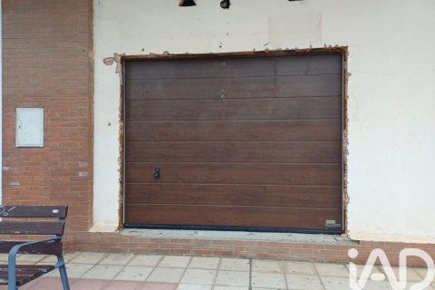 Proprietà commerciale a San Andres del Rabanedo, Leon, Spagna 250 mq. N° 173412