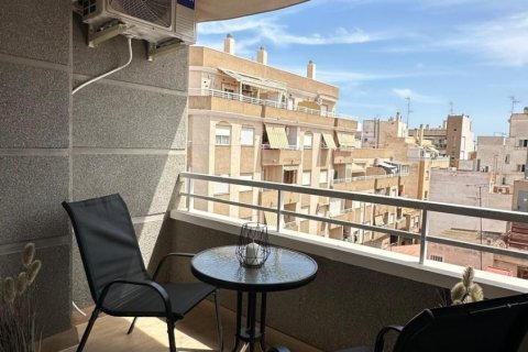 Apartament w Torrevieja, Alicante, Hiszpania 1 sypialnia, 54 mkw. nr 194193 – zdjęcie 4