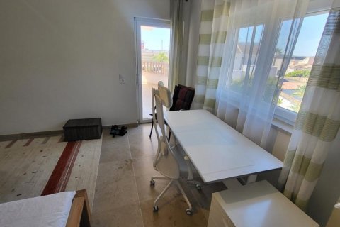 Huvila myytävänä Rojales, Alicante, Espanja, 4 makuuhuonetta, 420 m2 No. 194192 - kuva 29