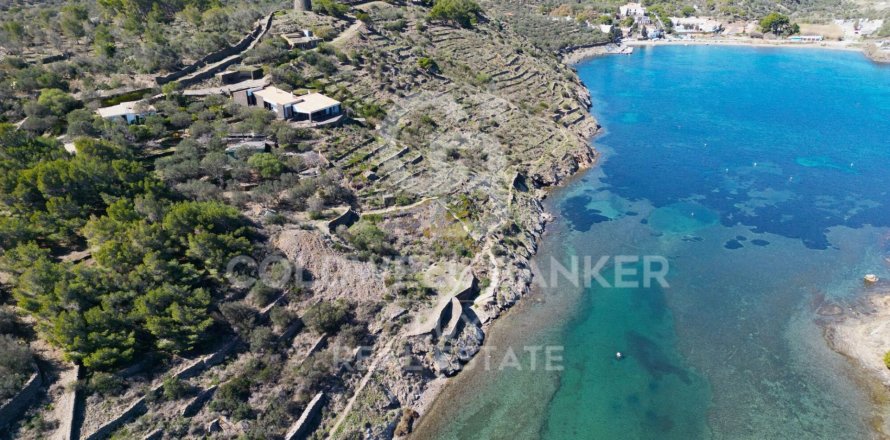 Сasa en Cadaqués, Gerona, España 12 dormitorios, 420 m2 No. 160206