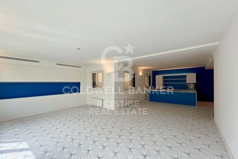 Apartment à vendre à Barcelona, Espagne, 2 chambres, 146 m2 No. 160201 - photo 3