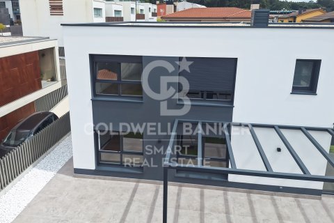 House for sale in Oleiros, A Coruna, Spain 4 bedrooms, 342 sq.m. No. 160204 - photo 14