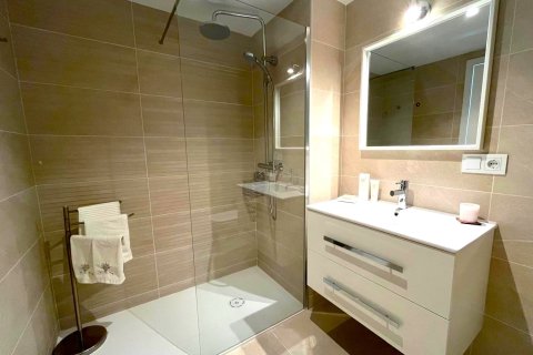 Apartment for rent in Palma de Majorca, Mallorca, Spain 2 bedrooms, 97 sq.m. No. 196748 - photo 14