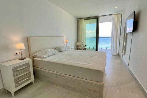 Wohnung zur Miete in Colonia De Sant Jordi, Mallorca, Spanien 3 Schlafzimmer, 170 m2 Nr. 196745 - Foto 6