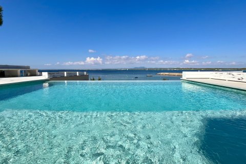 Wohnung zur Miete in Colonia De Sant Jordi, Mallorca, Spanien 4 Schlafzimmer, 420 m2 Nr. 196744 - Foto 2